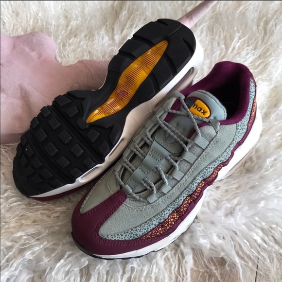 NWT Nike Air Max 95 Premium - Picture 7 of 8